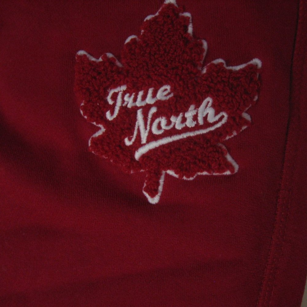 Lot 2 pieces: Canadiana Red Sweatpants and Mushroom Crochet Head Scarf, Small